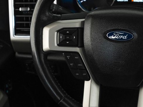 Used 2017 Ford F150 Lariat RWD image 14