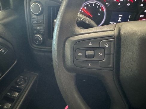 Used 2022 Chevrolet Silverado 1500 Custom Trail Boss image 24