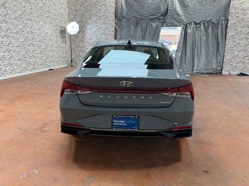 Certified 2023 Hyundai Elantra Limited image 5