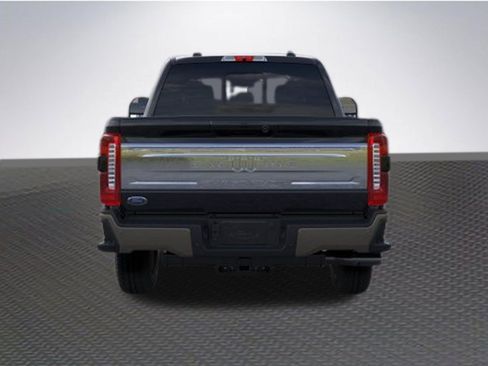 New 2026 Ford F250 4x4 Crew Cab Super Duty image 5