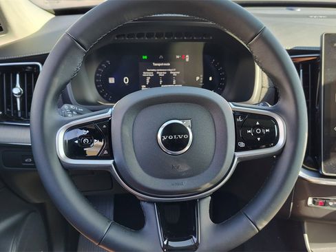 New 2026 Volvo XC90 B6 Ultra image 13
