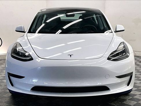 Used 2022 Tesla Model 3 Long Range AWD/4WD image 2