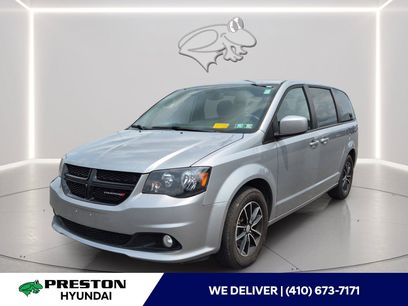 Used 2019 Dodge Grand Caravan SXT w/ Blacktop Package