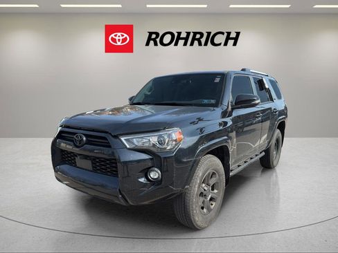 Used 2022 Toyota 4Runner SR5 Premium w/ Moonroof Package image 1