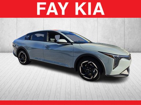 New 2025 Kia K4 EX image 1