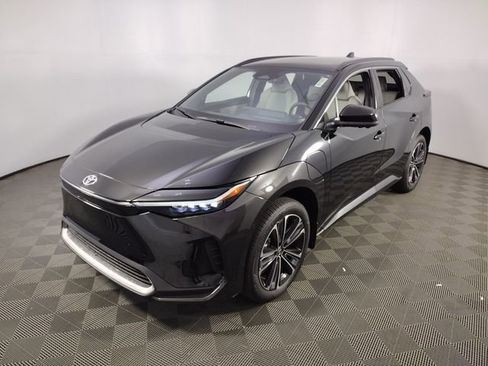 New 2025 Toyota bZ4X AWD image 3
