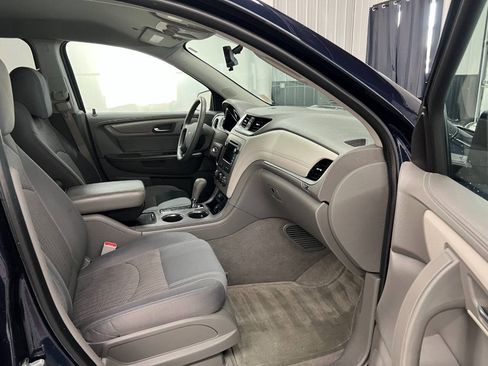 Used 2016 Chevrolet Traverse LS AWD/4WD image 12