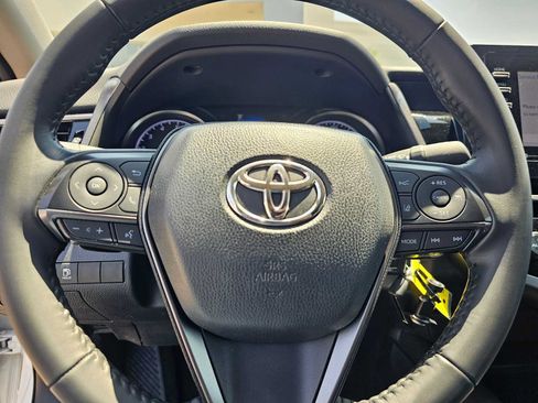 Certified 2022 Toyota Camry SE w/ Carpet Mat Package (TMS) FWD image 22