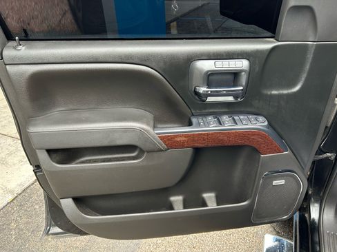Used 2018 GMC Sierra 1500 SLT AWD/4WD image 10