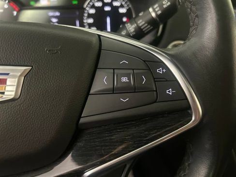 Used 2023 Cadillac XT5 Premium Luxury AWD/4WD image 16