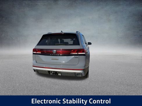 New 2025 Volkswagen Atlas Peak Edition SE image 21