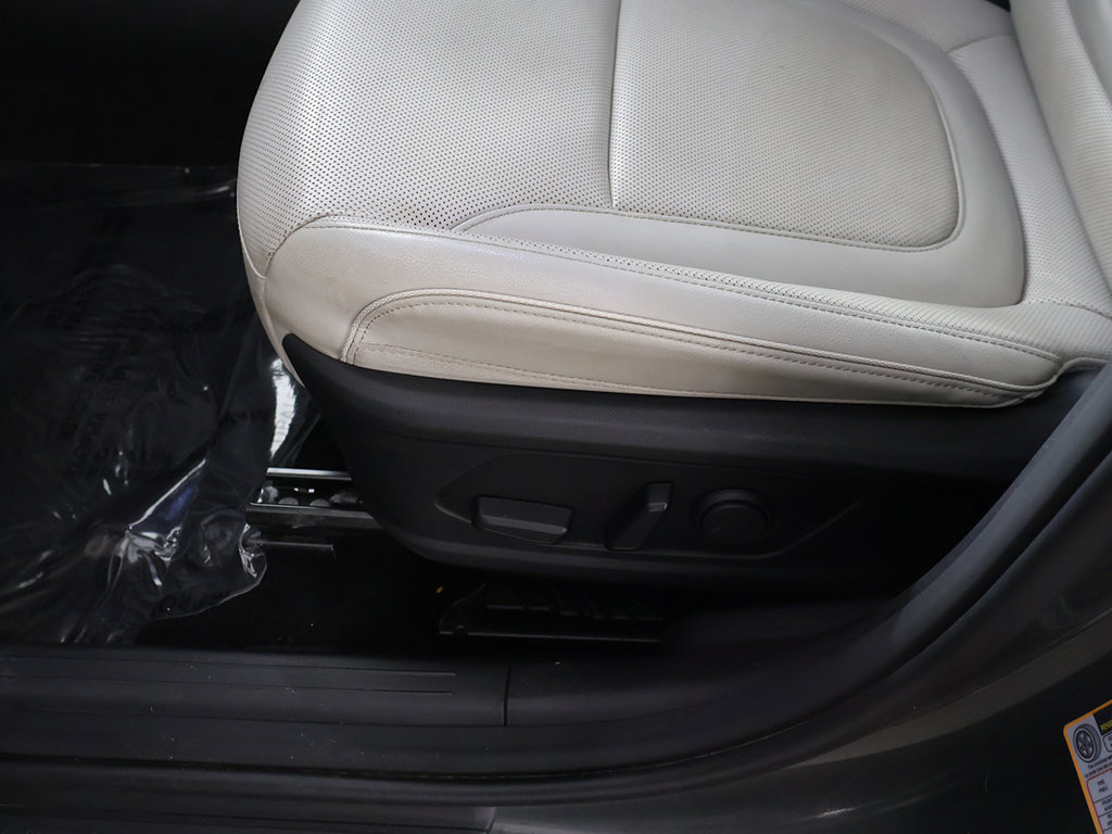 Used 2023 Hyundai Tucson Limited AWD/4WD image 33