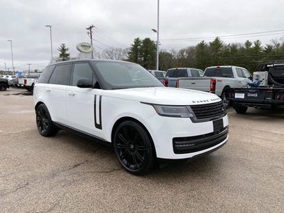 Used 2025 Land Rover Range Rover SE