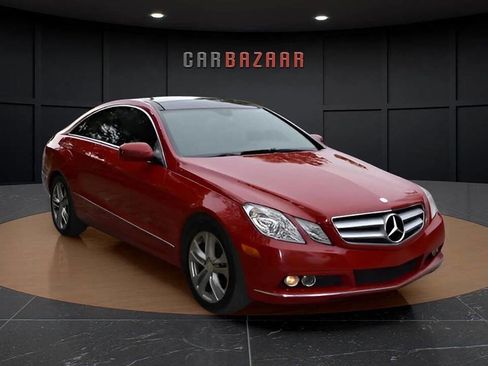 Used 2010 Mercedes-Benz E 350 Coupe image 4