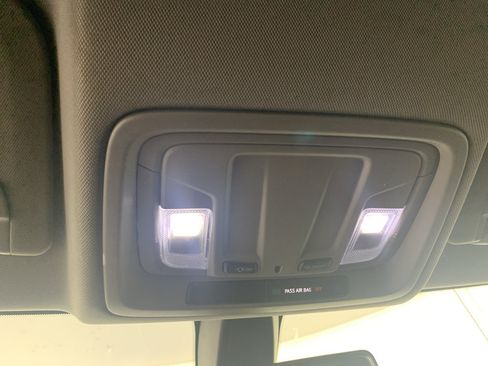 Used 2019 Chevrolet Silverado 1500 Custom Trail Boss w/ Custom Convenience Package AWD/4WD image 25