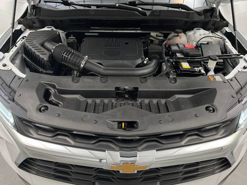 Used 2025 Chevrolet Blazer LT FWD image 73