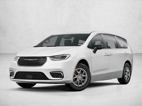 Used 2024 Chrysler Pacifica Touring-L image 6