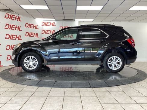 Used 2017 Chevrolet Equinox LT w/ Convenience Package AWD/4WD image 4