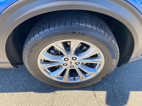 Certified 2021 Ford Explorer Limited w/ Equipment Group 301A image 15