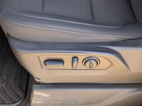 Used 2022 GMC Sierra 1500 Elevation image 27