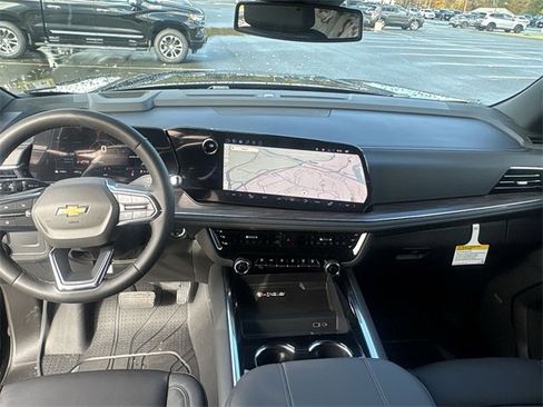 New 2026 Chevrolet Suburban LT w/ Comfort Package image 21