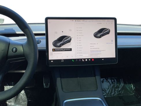 Used 2023 Tesla Model 3 Standard Range RWD image 12