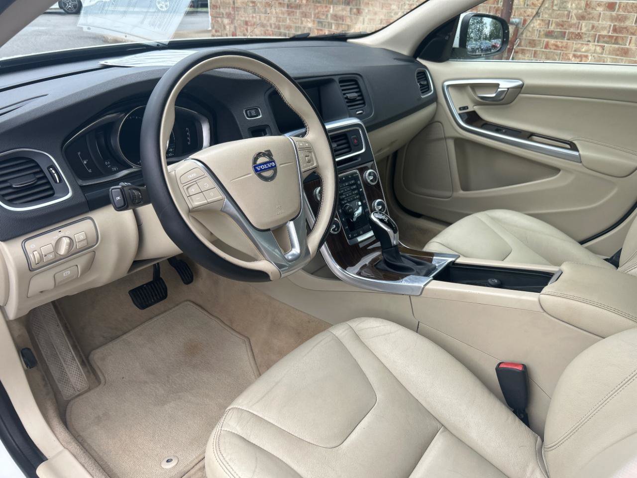 Used 2016 Volvo S60 T5 Premier w/ Convenience Package FWD image 18
