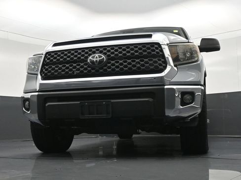 Used 2021 Toyota Tundra SR5 w/ SR5 Upgrade Package AWD/4WD image 31