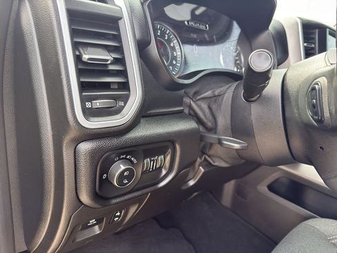Used 2019 RAM 1500 Big Horn image 15