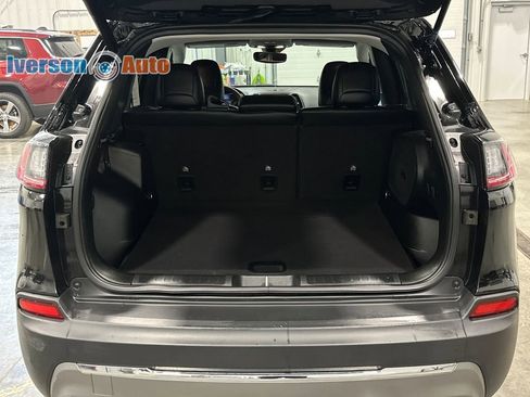 Used 2022 Jeep Cherokee Limited AWD/4WD image 8