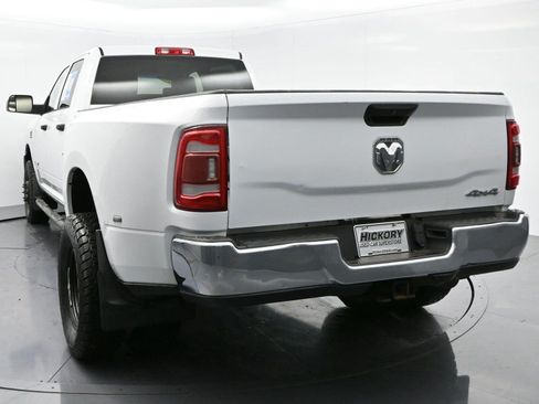 Used 2020 RAM 3500 Tradesman w/ Chrome Appearance Group AWD/4WD image 6