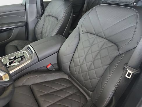 New 2026 BMW X5 sDrive40i w/ Climate Comfort Package RWD image 12