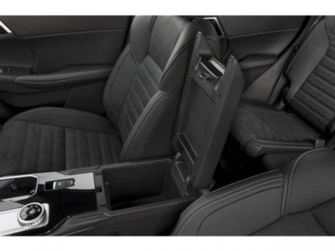 New 2026 Mitsubishi Outlander AWD image 16