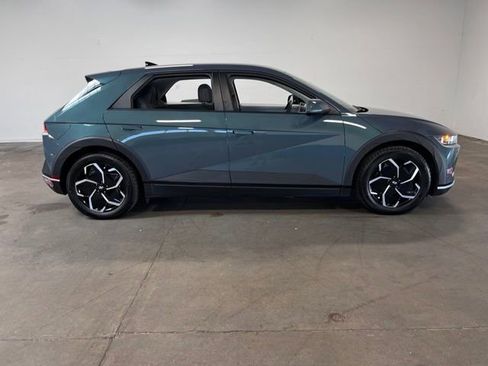 Used 2024 Hyundai Ioniq 5 SEL RWD image 2