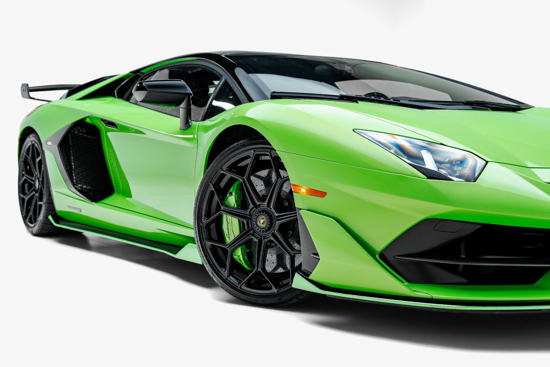 Used 2019 Lamborghini Aventador SVJ AWD/4WD image 34