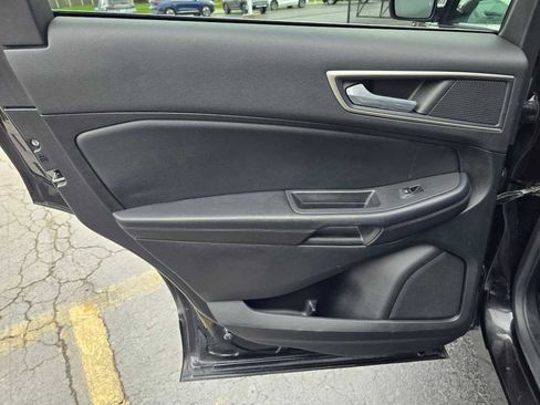 Used 2022 Ford Edge SEL w/ Convenience Package image 19