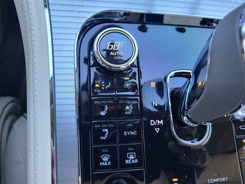 Used 2023 Bentley Continental GT V8 image 27