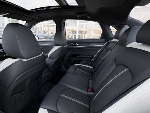 New 2026 Kia K5 GT-Line w/ GT-Line Premium Package FWD image 18