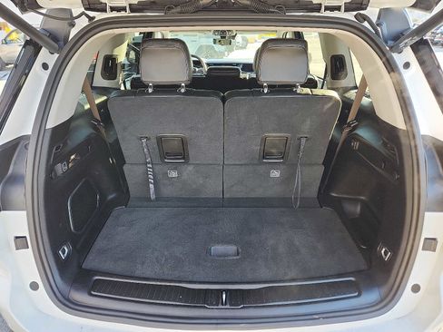 Used 2022 Jeep Grand Cherokee L Limited w/ Luxury Tech Group II image 27