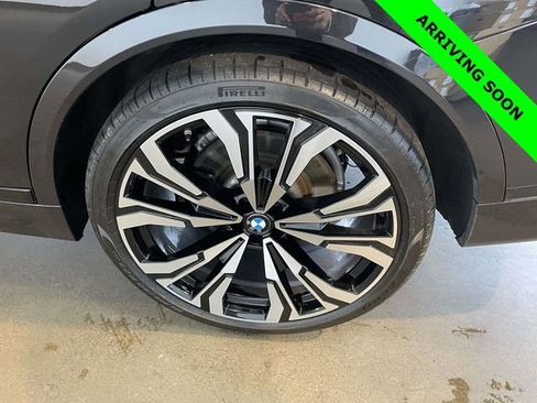 Used 2023 BMW X7 xDrive40i w/ Executive Package image 9