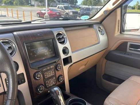 Used 2014 Ford F150 Lariat w/ Lariat Chrome Package AWD/4WD image 25