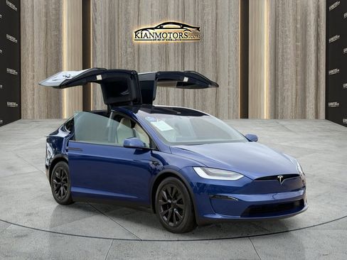 Used 2023 Tesla Model X AWD/4WD image 20