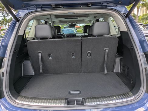 Certified 2025 Kia Telluride SX Prestige AWD/4WD image 10