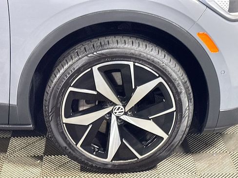 Certified 2023 Volkswagen ID.4 Pro S AWD/4WD image 24