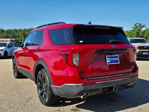 Used 2023 Ford Explorer ST-Line w/ Class IV Trailer Tow Package AWD/4WD image 3