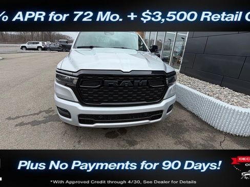 New 2026 RAM 1500 4x4 Crew Cab image 4
