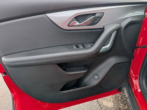Used 2019 Chevrolet Blazer LT image 21