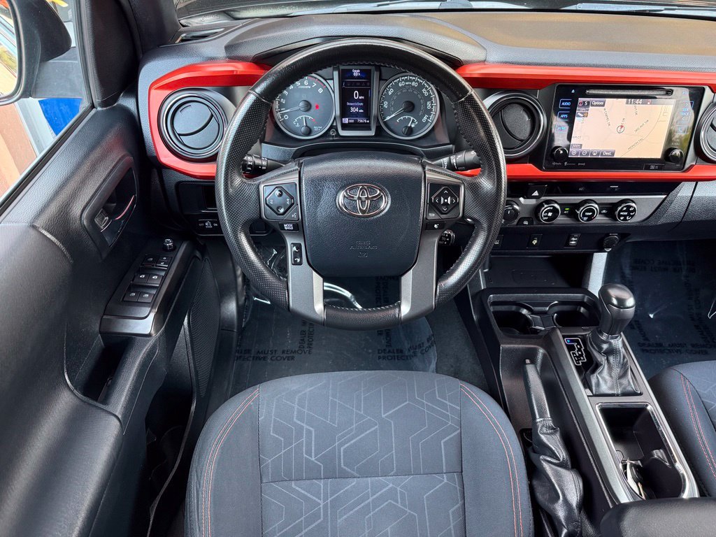 Used 2016 Toyota Tacoma TRD Sport w/ Towing Package AWD/4WD image 18