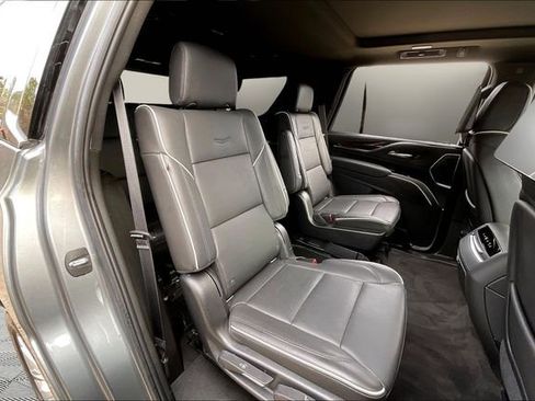 Used 2021 Cadillac Escalade Premium Luxury w/ Driver Assist Tech Package image 17