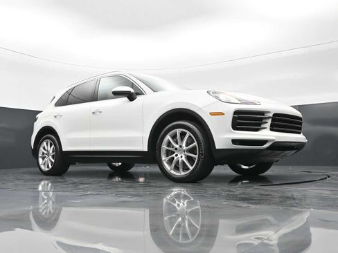 Used 2021 Porsche Cayenne AWD/4WD image 41